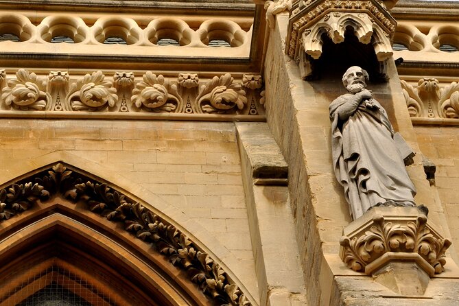 Oxford: Official CS Lewis and JRR Tolkien Walking Tour - St Giles and the Inklings Meeting-Energy Nearby