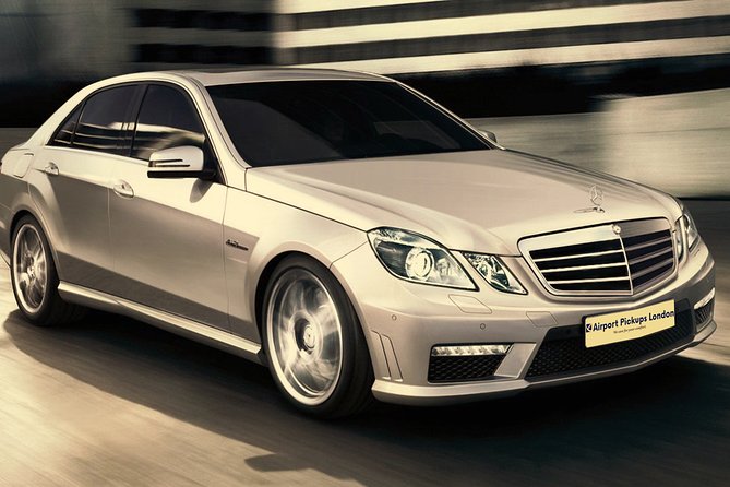 Oxford to Heathrow Airport private transfers - The ride: standard or executive, with air-conditioned comfort