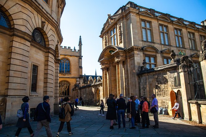 Oxford University Walking Tour With University Alumni Guide - Bodleian Library Highlights: Old School Quod and the Weston Library Entrance