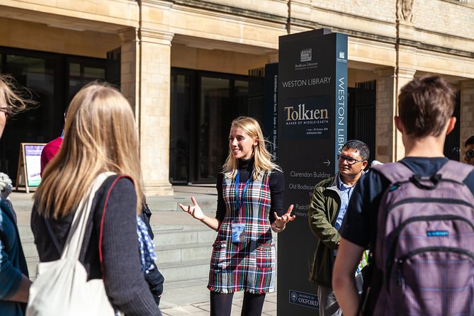 Oxford University Walking Tour With University Alumni Guide - How the Student Guide Format Changes Everything