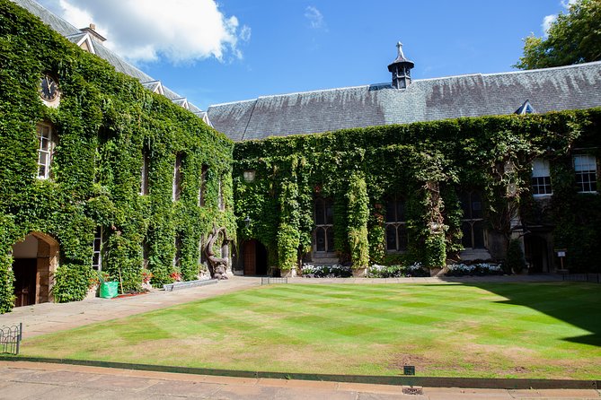 Oxford University Walking Tour With University Alumni Guide - Price and Transfers: What $41.59 Buys You