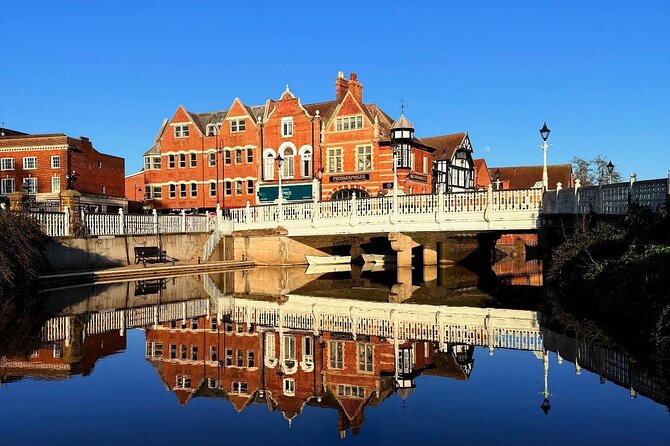 Paddleboarding Adventures in Tonbridge - Tonbridge on the River Medway: the setting and vibe