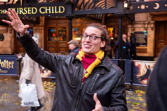 Potter Pub Tour for Muggles: London - The Tour Style: Insider Stories You Can Actually Use Later