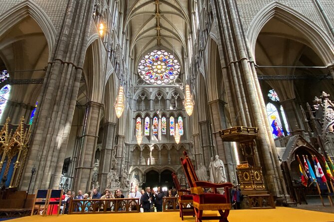 Priority Access Tour of Westminster Abbey with London Eye option - Who should book this tour, and who should skip it