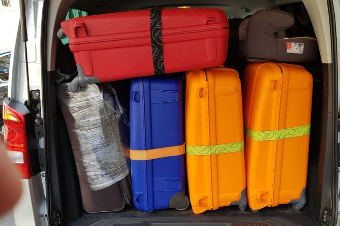 Private Arrival Transfer from Heathrow Airport to London - Luggage rules that can affect your comfort