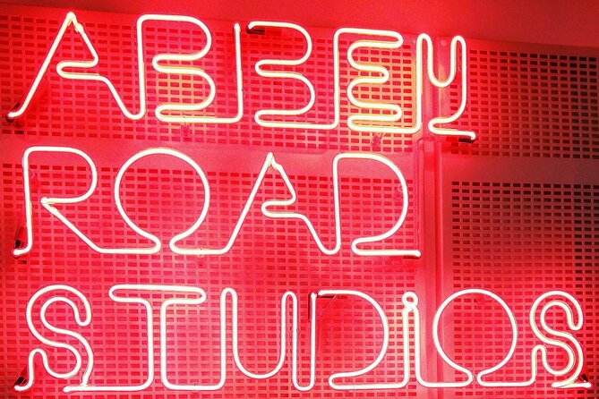 Private Beatles Taxi Tour of London - Theatres, suits, and the BBC: where pop met power