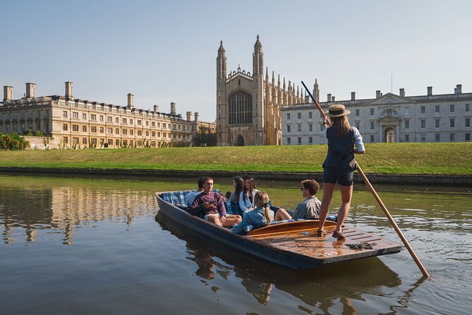 Private | Cambridge Walk & Punt Tour by Alumni™ & King's Chapel - King’s College Chapel upgrade: how the self-guided timing changes your day
