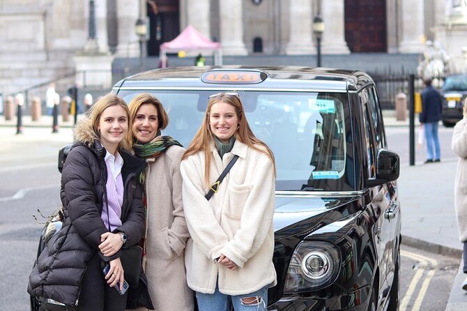 Private Classic London Taxi Tour - Grosvenor Square, Little America, and a Break From the Crowds