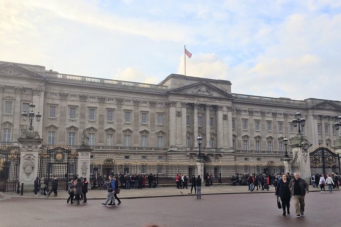 Private Custom Walking Tour: Half Day Sightseeing Tour of London - Private London walking tour, built around your day