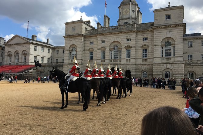 Private Custom Walking Tour: Half Day Sightseeing Tour of London - Timing, weather, and walking comfort for a four-hour plan