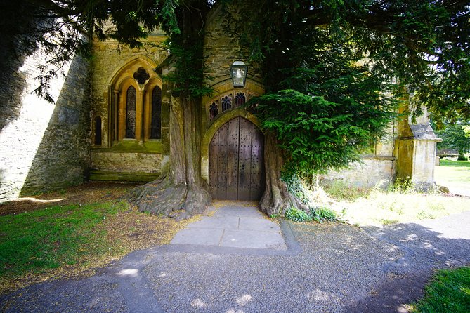Private Day Tour to Oxford and The Cotswolds - Time, pace, and what to bring for a full 10-hour day