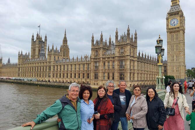 Private Day Tours in London - The Beatles and the Changing of the Guard: the two wow moments