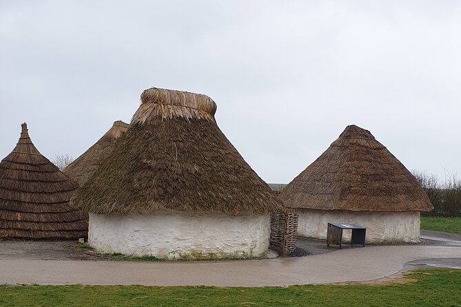 Private driver guided tour Stonehenge - What a private driver Stonehenge day trip actually solves