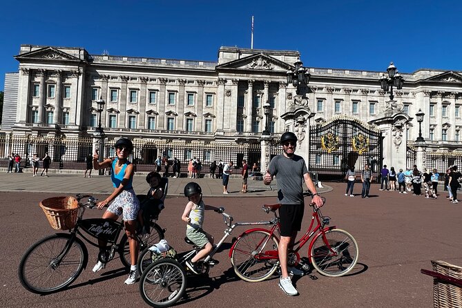 Private Family Bike Tour of London, fun for all ages! - Private pacing and kid gear: how this tour works across ages
