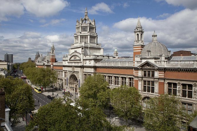 Private Guided Tour of The Victoria and Albert Museum - 3 Hour - Stop 1: The Victoria and Albert Museum, and how 3 hours gets used