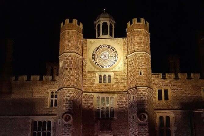 Private Guided Tour Secrets of the Six Wives Hampton Court Palace - The Tudor focus: what you will see and why it works