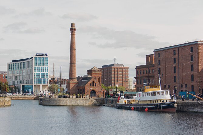 Private Liverpool Self-Guided Tour - William Brown Street: the city’s cultural quarter on one street