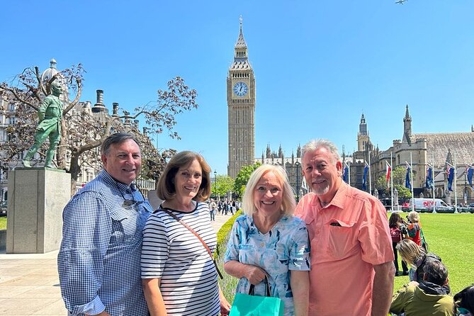 Private London Highlights Tour in a Black Cab: 2, 4, or 6 Hours - Piccadilly Circus, Nelson’s Column, and the National Gallery moment