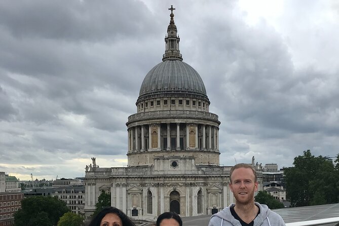 Private London Highlights Tour with Experienced Guide in Taxi - Trafalgar Square, South Bank, and the Thames Trade Reminder