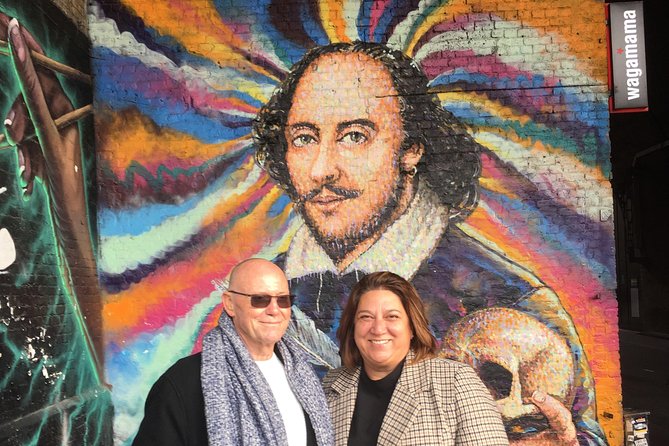 Private London Highlights Tour with Experienced Guide in Taxi - St James’s Palace and the Prime Minister’s Zone: Tudor to Today