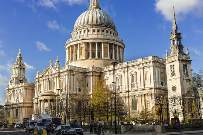 Private London Tour by Car - Pick Up From Your Hotel or Apartment - Natural History Museum and Albert Memorial: a classic photo-friendly reset