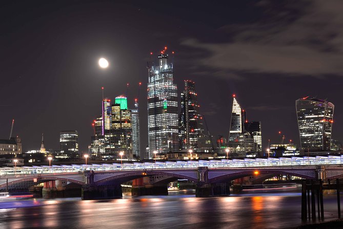 Private Night Photography Tour in London - Learning style: how the guide teaching actually helps