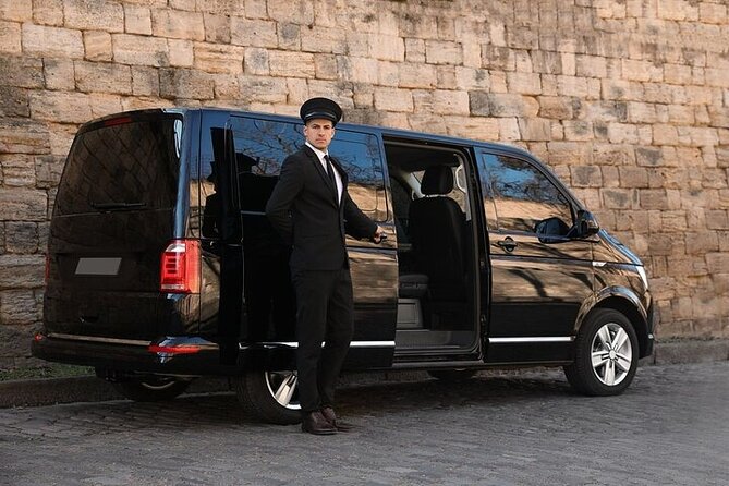 Private Oneway Airport Transfer London Heathrow Airport To London - Heathrow Pickup Without the Taxi Chaos