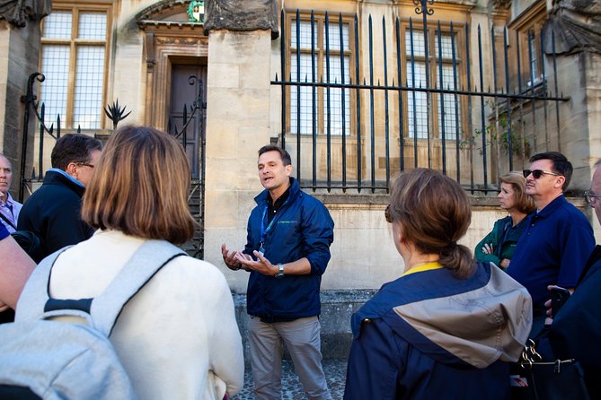 Private Oxford Walking Tour With University Alumni Guide - Flexible Itinerary: You Set the Theme, Not the Clock