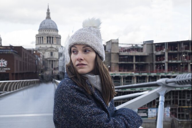 Private Photoshoot in London - Posing Help That Feels Human (Not Robotic)