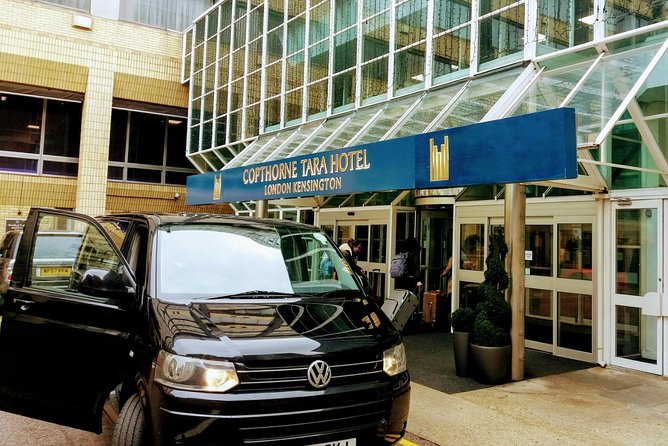 Private Round Trip Transfer between London Airports and Hotel - Your drive into London: private route, plus time-saving comfort