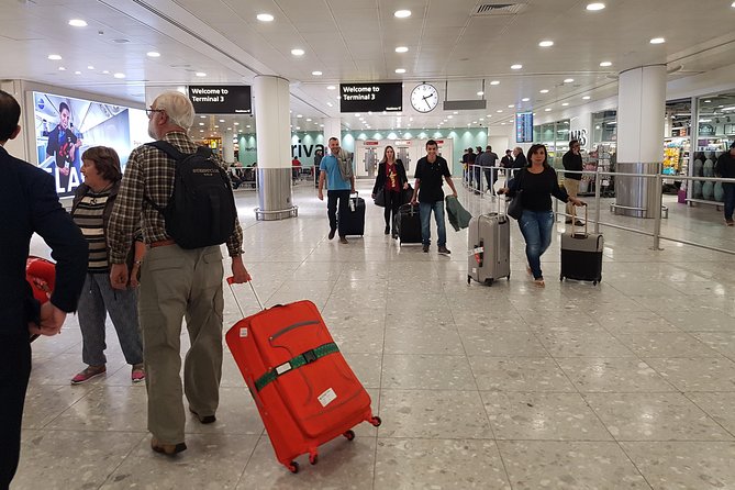 Private Round Trip Transfer between London Airports and Hotel - Round trip value: what you are really paying for