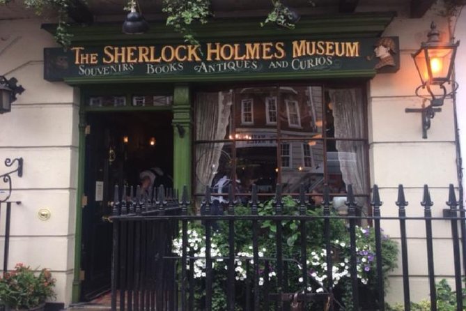 Private Sherlock Holmes Walking Tour in London - Why a private Sherlock walk feels different