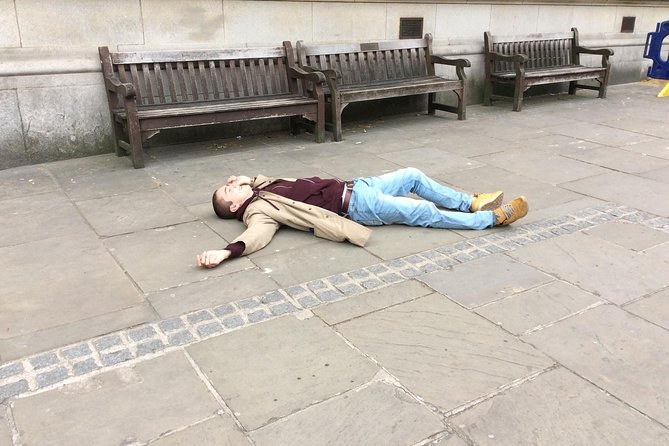 Private Sherlock Holmes Walking Tour in London - Stop 1 and 2: New Scotland Yard to the Victoria Embankment set pieces