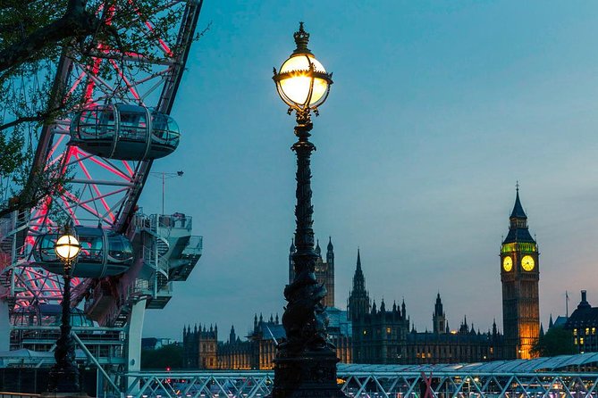 Private Tour: Night Photography Tour in London - Thames River and Jubilee Bridges: reflections, framing, and glassy water