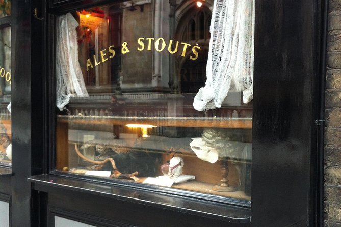 Private Tour of London's Historic Pubs - Walking the City: Holborn, Blackfriars, and Street Legends