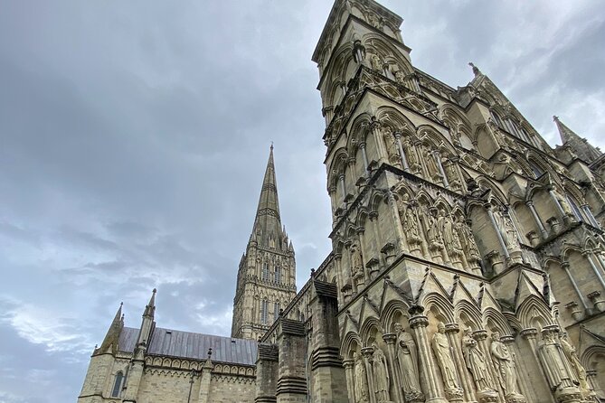 Private Tour of Stonehenge and Salisbury Cathedral - How the timing works across an 8-hour day