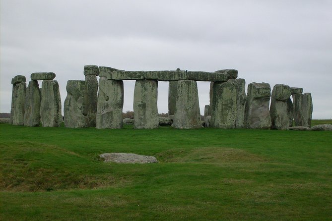 Private Tour of Stonehenge and Salisbury Cathedral - Price and value: what you are really paying for (and what you still need to budget)