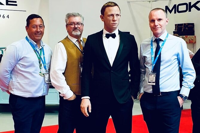 Private Tour: The London of Shakespeare, the Beatles, James Bond and Sherlock Holmes by Traditional Black Cab - Westminster Abbey and Bond country: MI5, MI6, and Fleming’s London