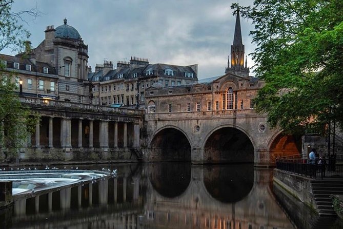 Private Tour to Bath and Stonehenge - Bath in the afternoon: Roman Baths Museum time that actually lands