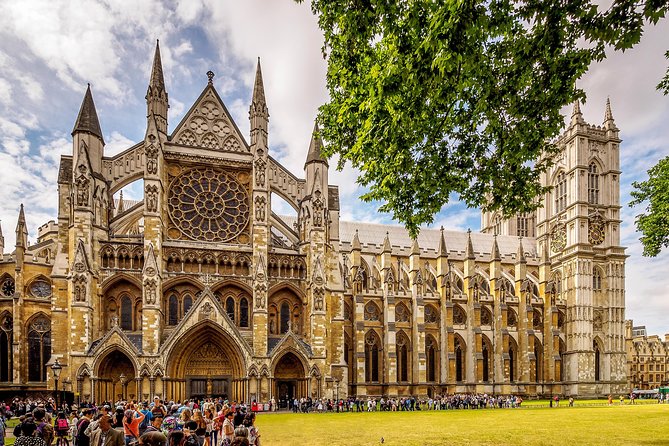 Private Tour to Westminster Abbey with optional Houses of Parliament in London - Royal stories and British power: why the guide’s framing matters