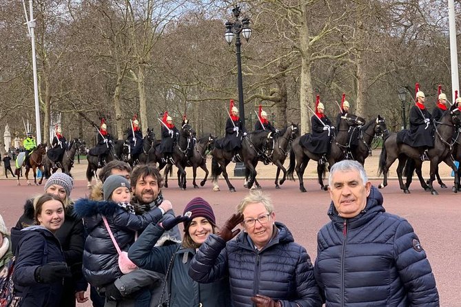 Private Tour: Traditional Black Cab Tour of London's Hidden Treasures - Key things that make this tour work