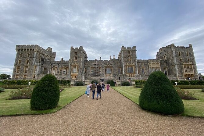 Private Windsor Castle and Stonehenge Day Tour - How the Driver/Guide Shapes the Day (Examples You Can Expect)