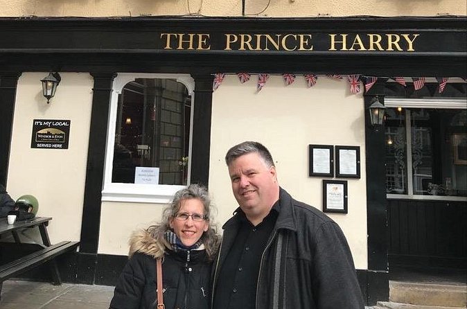 Private Windsor Roundtrip Transfer from London - Windsor town time, plus the Guildhall and Theatre Royal stops