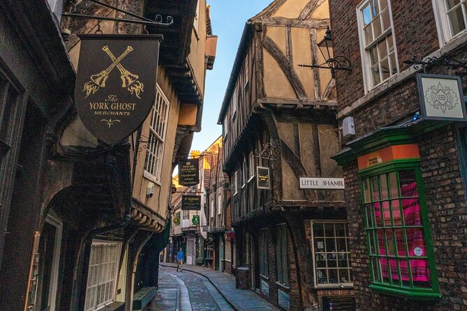 Private York Self-Guided Tour - Starting at York Minster: where to orient your brain