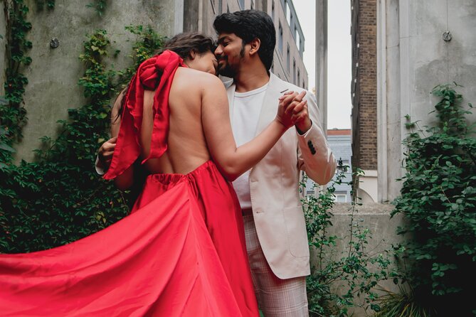 Professional Photoshoot in London Photographer - Price and value: is $305.56 per person worth it?
