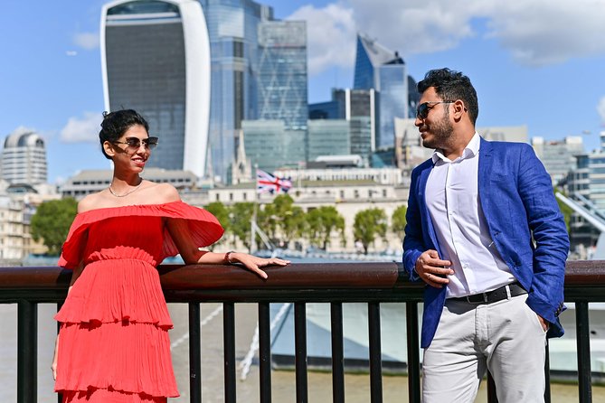 Professional Private Photoshoot in London - London Eye Views and River Thames Angles