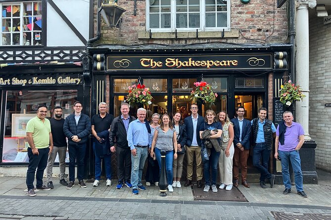 Pub and History Tour of Durham with Alcohol Tasting - A 5:00 pm Durham walk that keeps things easy