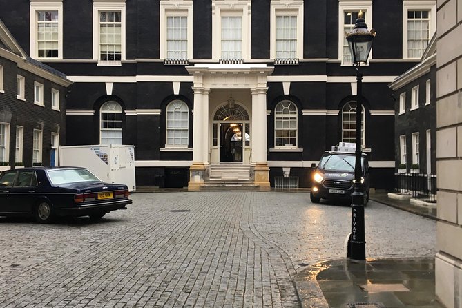Rich people behaving badly - The Auction House Scandals Area and Nell Gwyn’s Money-Grabbing Talent