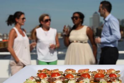 River Thames Evening Cruise with Sparkling wine and Canapés