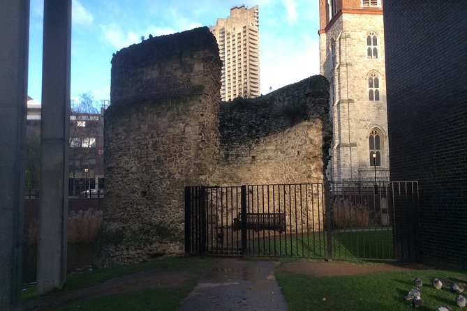 Roman London Private Walking Tour - Should you book this Roman London private walking tour?